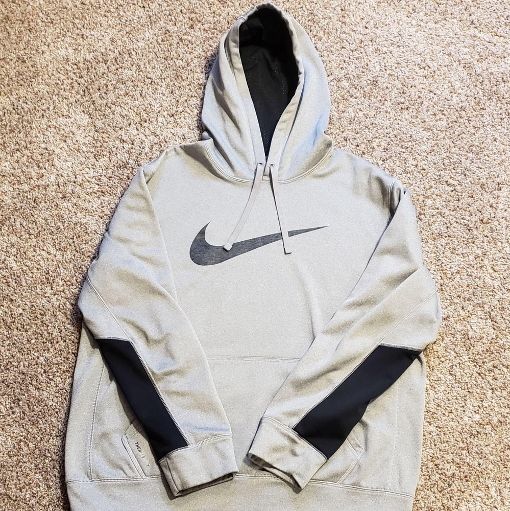 Nike Therma-Fit Gray Hoodie